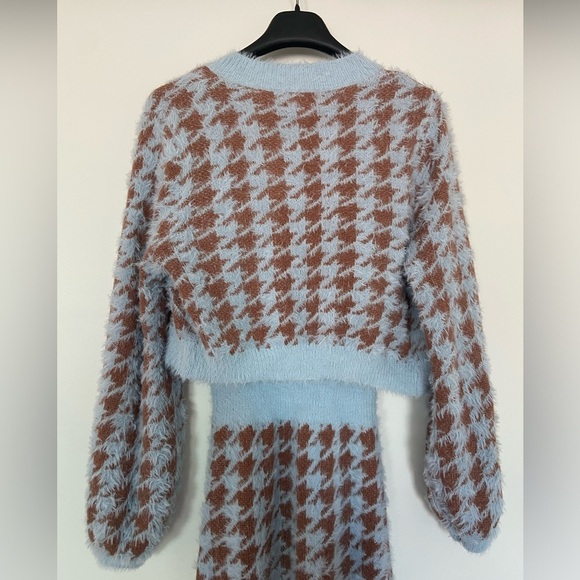 💖2 for 30$ 💖 Houndstooth cardigan and body con sweater set​​ - Picture 4 of 14